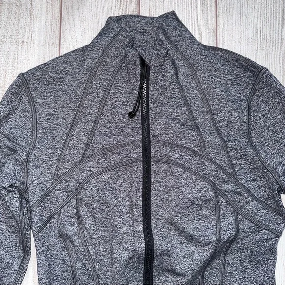 Lululemon Zip and Leggings Set - Picture 4 of 15